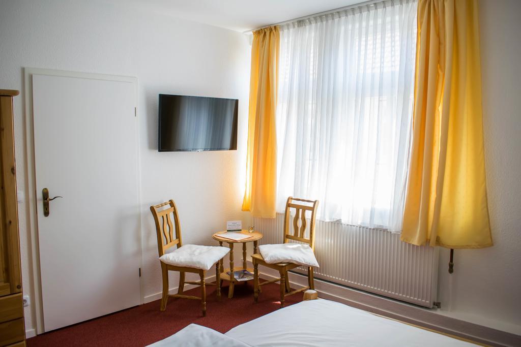Hotel Deutsches Haus Northeim Ngoại thất bức ảnh